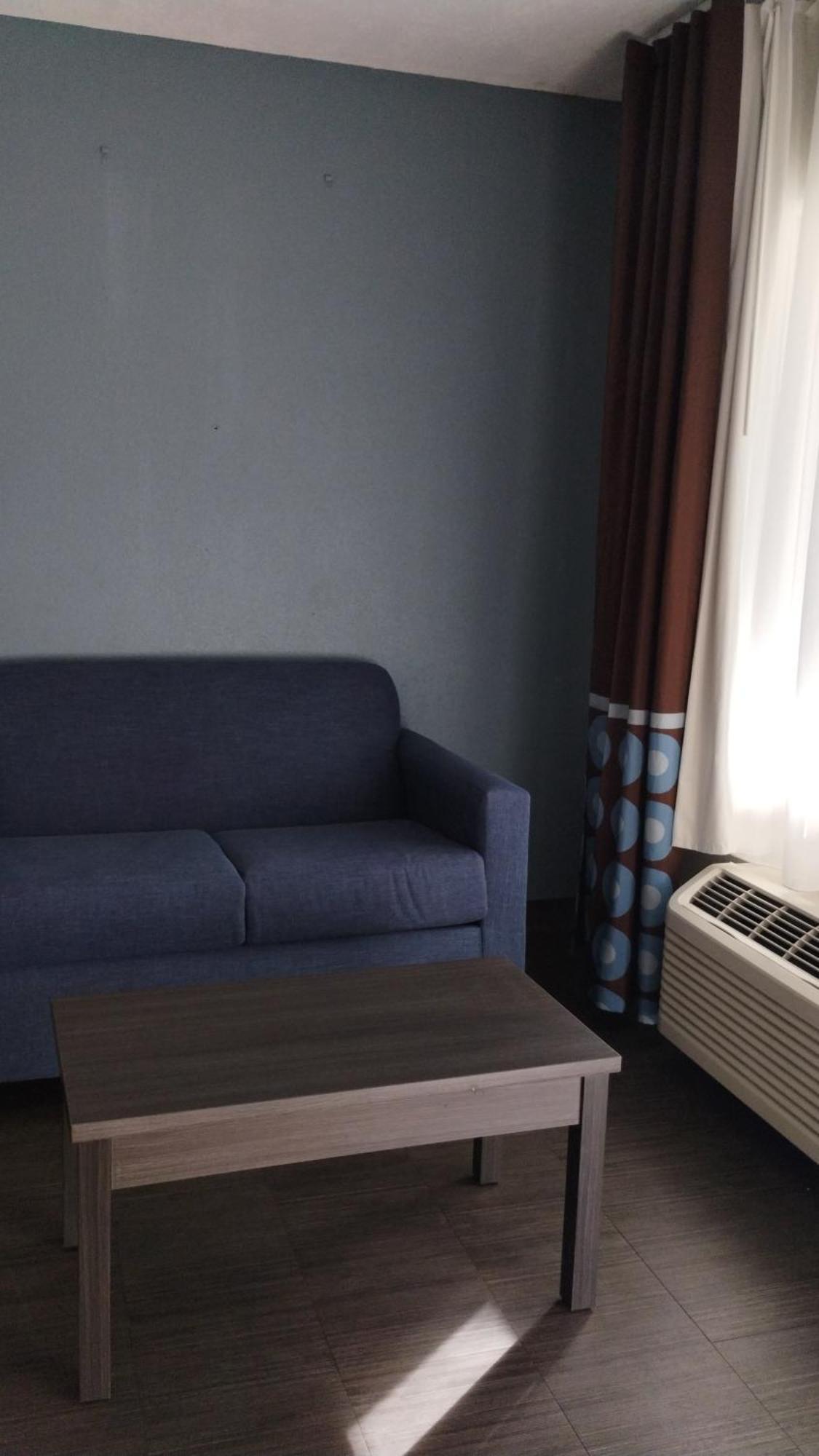 ซูเปอร์ 8 บาย วินด์แฮม เดเนีย/ฟอร์ต ลอเดอร์เดล แอร์พอร์ต Hotel ดาเนียบีช ภายนอก รูปภาพ