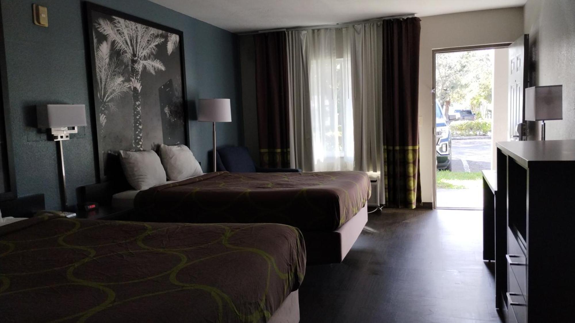 ซูเปอร์ 8 บาย วินด์แฮม เดเนีย/ฟอร์ต ลอเดอร์เดล แอร์พอร์ต Hotel ดาเนียบีช ภายนอก รูปภาพ